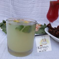 A picture of Ginger lemonade.
