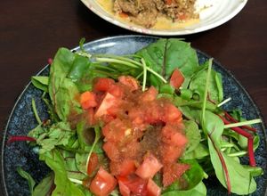 Una foto de Aderezo de cebolla con Ensalada japonés TAMANEGUI DORESSHING🇺🇾🇯🇵玉ねぎドレッシングAnti-arteriosclerosis