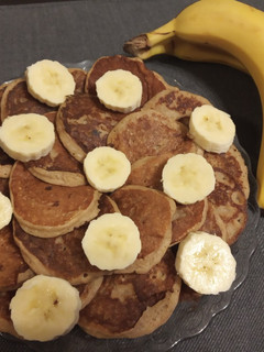 Mini zabpelyhes-banános amerikai palacsinta🍌🥞 recept fotója