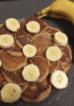 Mini zabpelyhes-banános amerikai palacsinta🍌🥞 recept fotója
