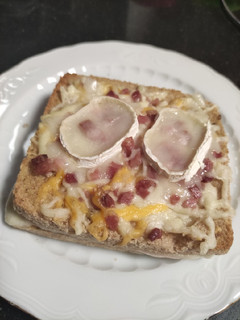 Una foto de Sándwich gratinado en horno o airfryer