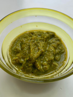 Una foto de Pasta de curry verde con lo que tenía en casa…