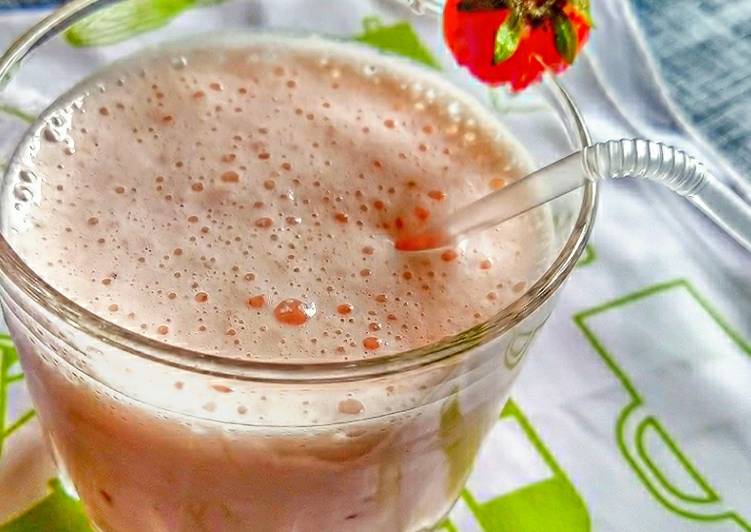 Bagaimana Membuat Strawberry banana smoothies Anti Gagal