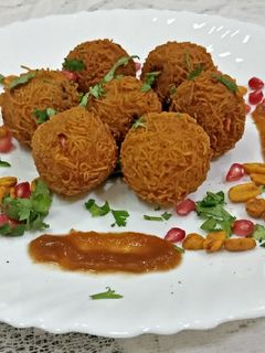 દાબેલી વડા(dabeli vada recipe in Gujarati) રેસીપી મુખ્ય ફોટો