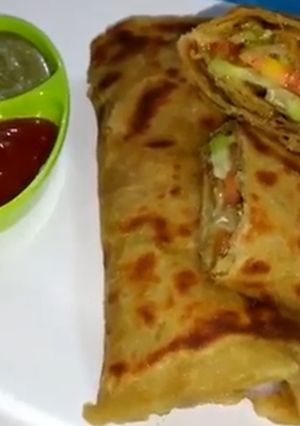 वेज चीज कबाब पराठा (Veg Cheese kebab paratha recipe in hindi) रेसिपी मुख्य फोटो