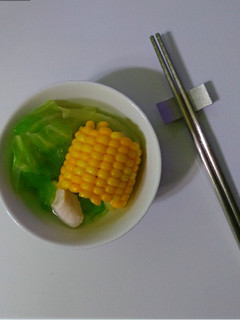 鮮甜蔬菜雞肉湯 (快煮鍋 的食譜成品照片