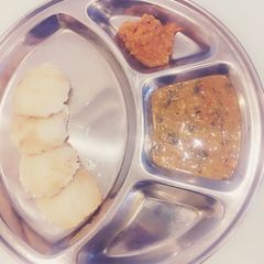 A picture of Poha Idlis.