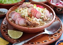 POZOLE en olla de presión