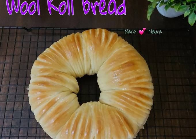 Wool Roll Bread