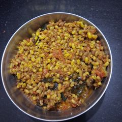 A picture of Maharashtrian Goda Masala Matki.