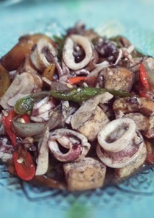 Foto resep Tumis cumi + tahu 🦑