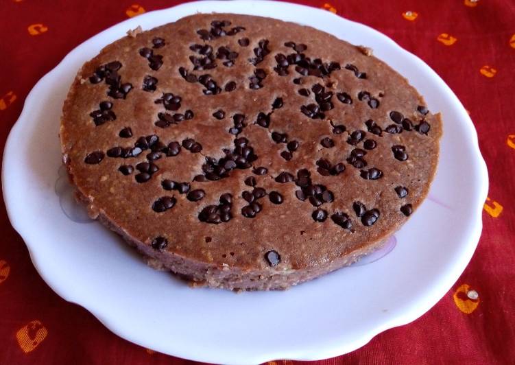 Chocolate brownie with choco chips