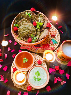 A picture of Methi thepla or dhebra.