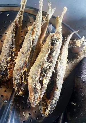 Foto resep Bandeng Presto Goreng Isi Daun Singkong