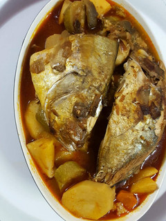 صورة لوصفة يخنة السمك والباذنجان المدخن🐟🍆