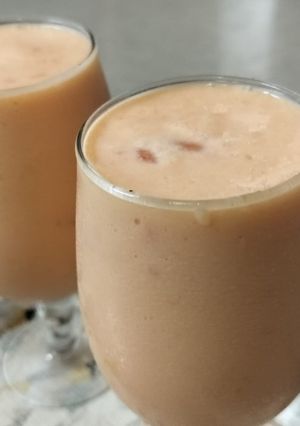 A picture of Papaya Milkshake.