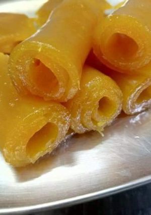 A picture of Aam Papad.