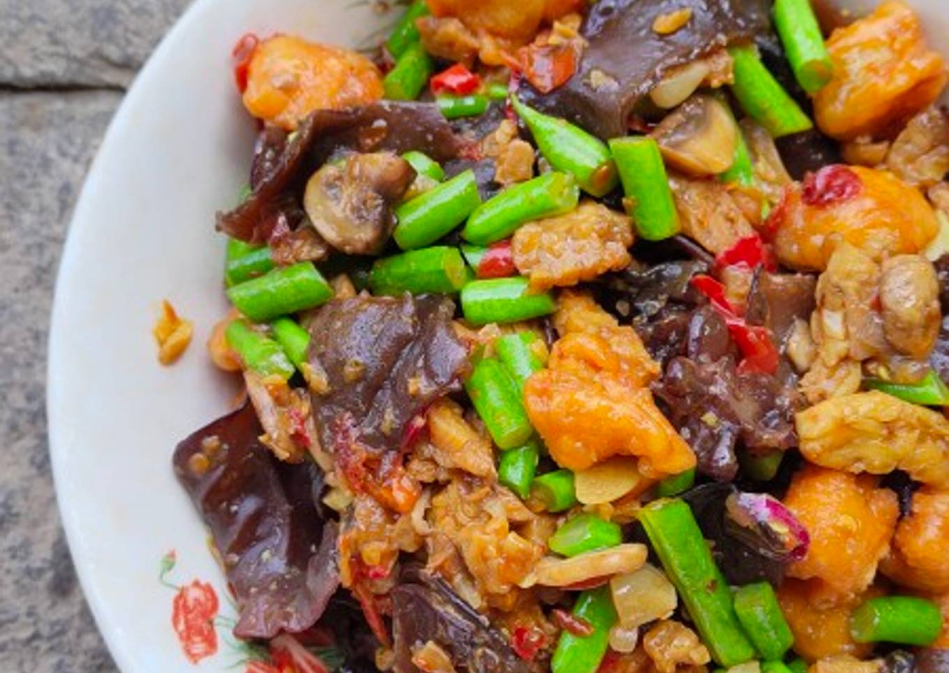 Capcay bumbu balado
