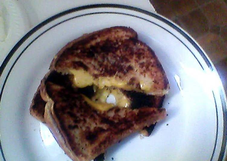 Traditional grilled cheese