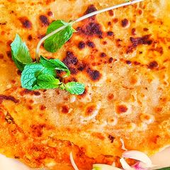 A picture of Aloo paratha.