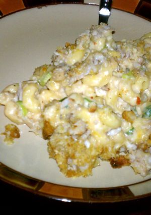 A picture of lump crab MAC & cheese.