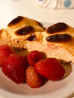Una foto de Budín de yogurt low carb🍦 sin harinas/ sin gluten