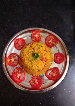 * டமேட்டோ பிரியாணி *(tomato biryani recipe in tamil) செய்முறை முக்கிய புகைப்படம்