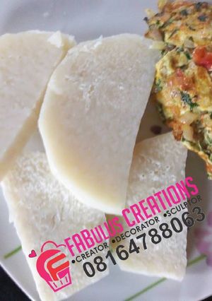 A picture of Boiled yam with veggie scrabbled egg.