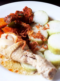 Foto resep Lontong Opor ayam