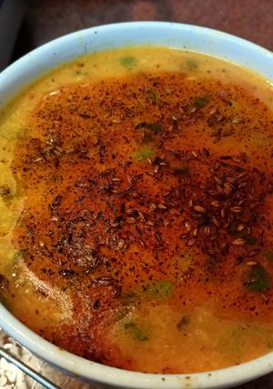 उड़द धुली दाल (Urad dhuli dal recipe in hindi) रेसिपी मुख्य फोटो