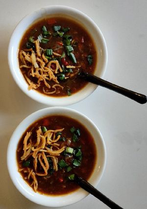 (વેજ મન્ચાઉ સુપ( Veg Manchow soup Recipe in Gujarati) રેસીપી મુખ્ય ફોટો