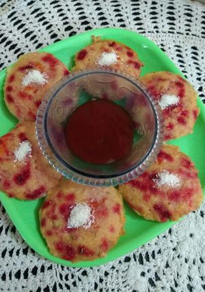A picture of Vegetable idli.