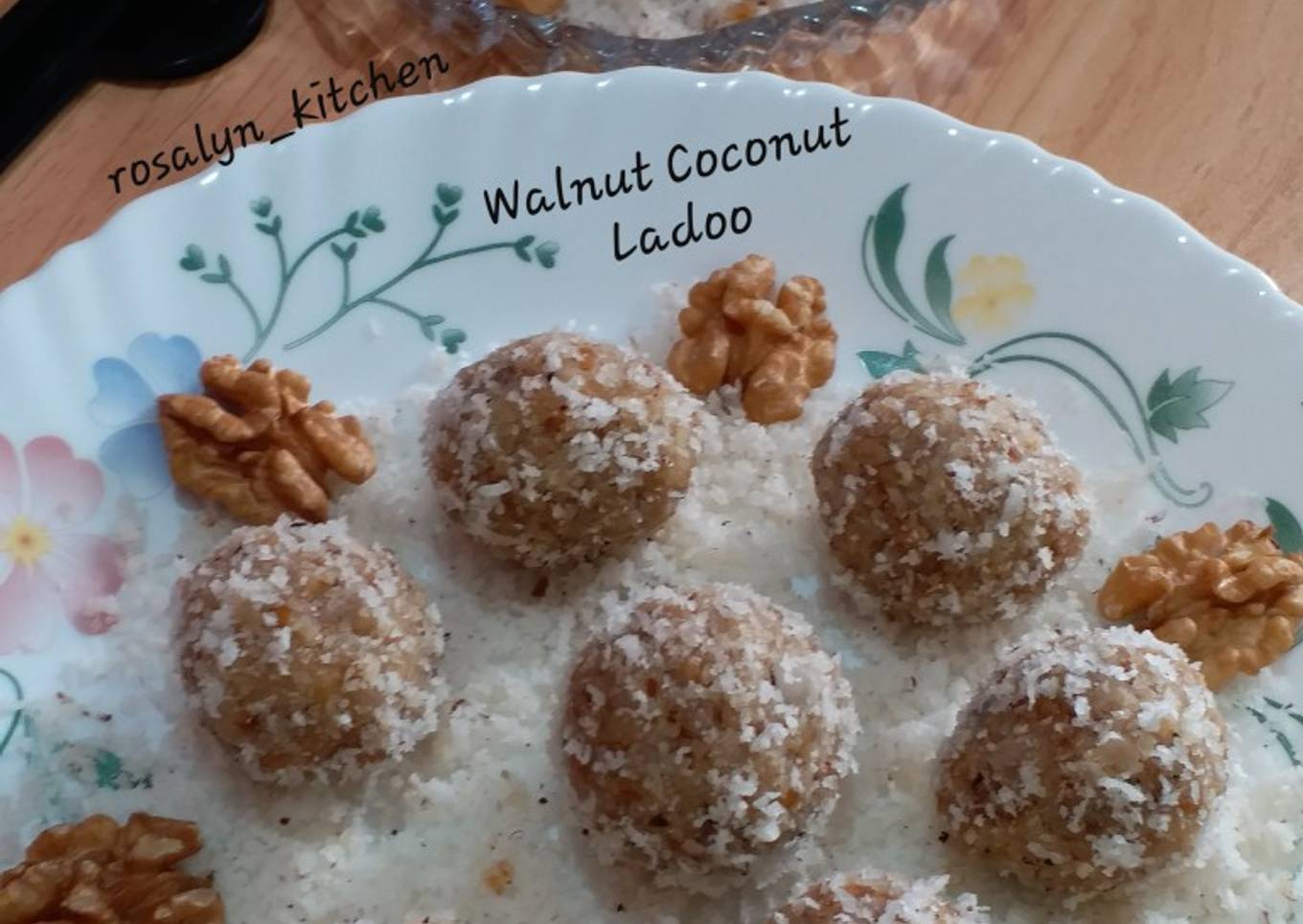 Walnut Coconut Ladoo