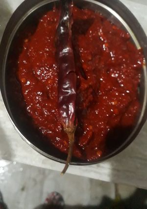 A picture of Red chilli garlic chutney.