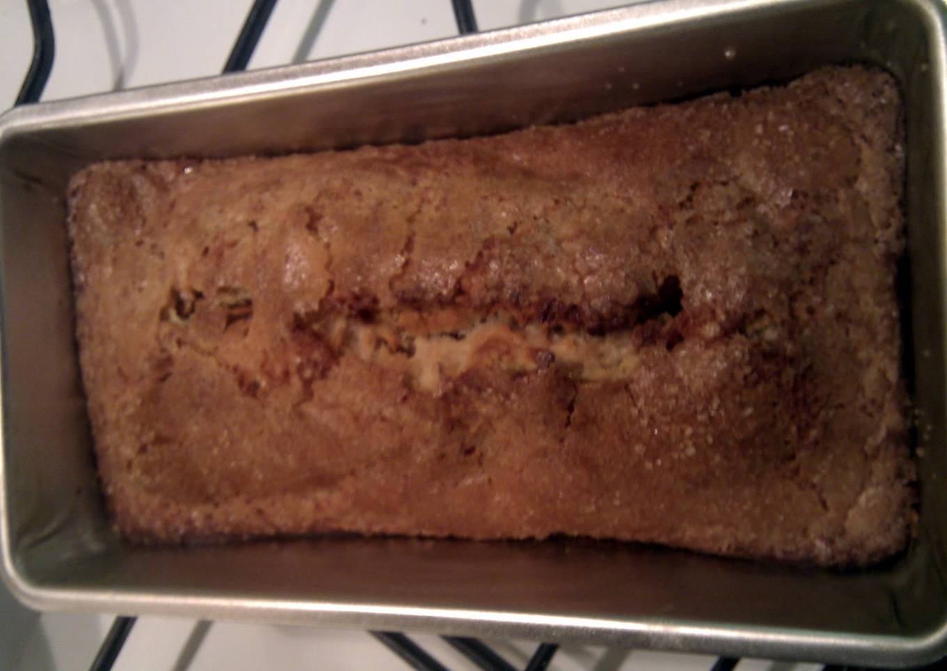 'V' easy banana cake