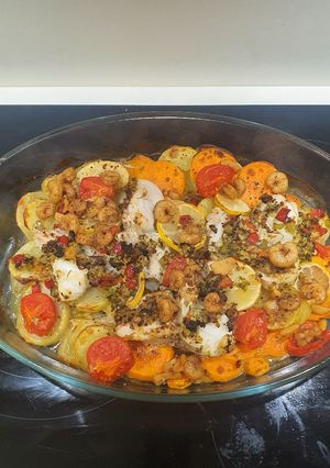Una foto de Rape al horno con gambas