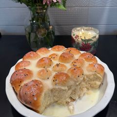 A picture of Yemeni Honeycomb Bread.
