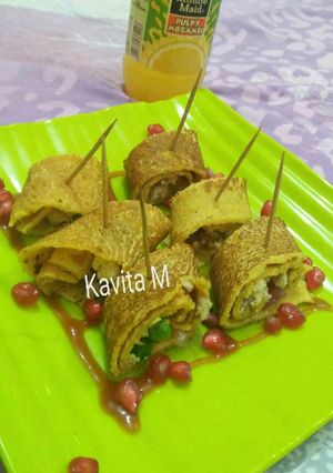 A picture of Cottage cheese stuffed besan cheela.