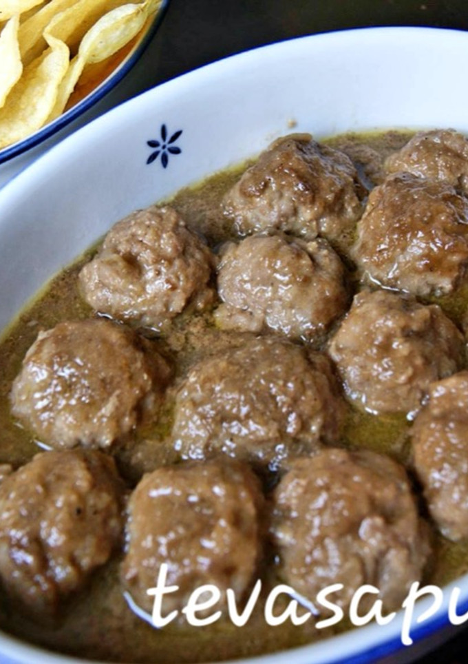 Una foto de Albóndigas al Pedro Ximénez