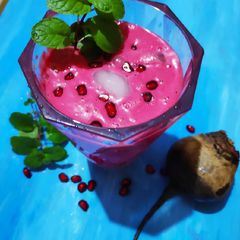 A picture of Beetroot cooler smoothie.
