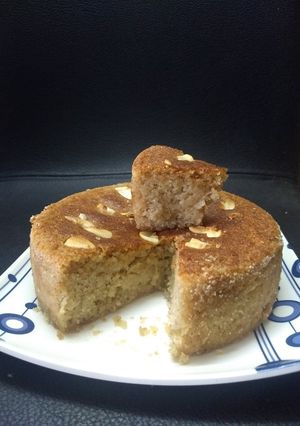 A picture of Sama Rice Cake.