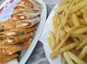 صورة لوصفة سندويشات تورتيلا بالدجاج والجبن🍟