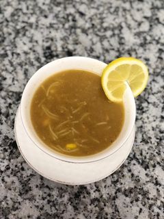 صورة لوصفة شوربة الدجاج و الذرة بالكاري
