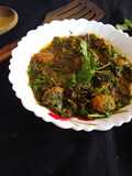 Soya chunks spinach curry