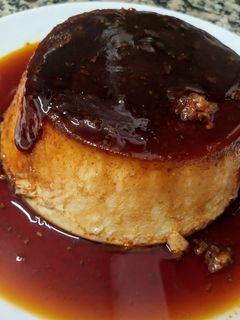 Una foto de Flan de huevo en olla exprés