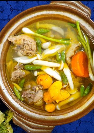Hình của món Gà nấu ớt hiểm.