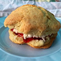 A picture of Scones.