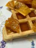 Waffles y piña espirituosa