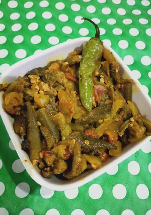 A picture of Spicy ladyfinger.