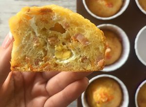 Foto principal de Muffins salados de bacon y queso para niños y fiestas 🥳